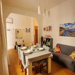 Attracco Trapani